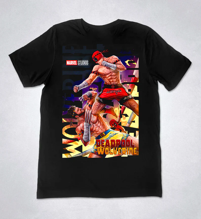 Remera blanca desgastada con estampado retro de Deadpool